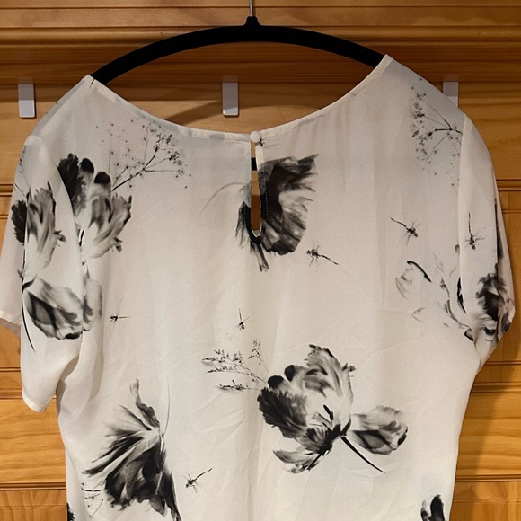 Express Blouse - Picture 4 of 5